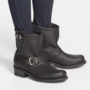NEW Frye Engineer 8R Boots